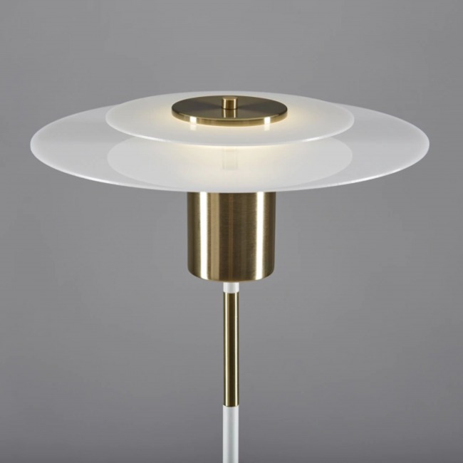 Cerámica esmaltada blanca _ White glazed ceramic Diámetro 13cm, altura 15cm. Peso 0,600kg _ Diameter 13cm, height 15cm. Weight 0,600kg Lámpara Gota, E27 220-240v (45).jpg